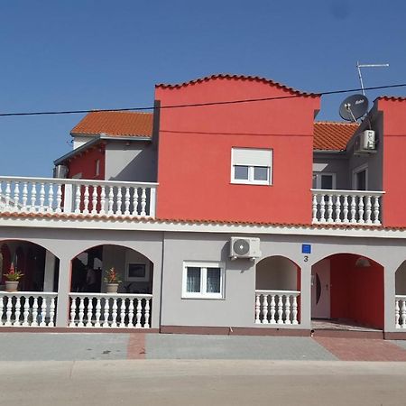 Apartments Megi Biograd Na Moru Eksteriør billede