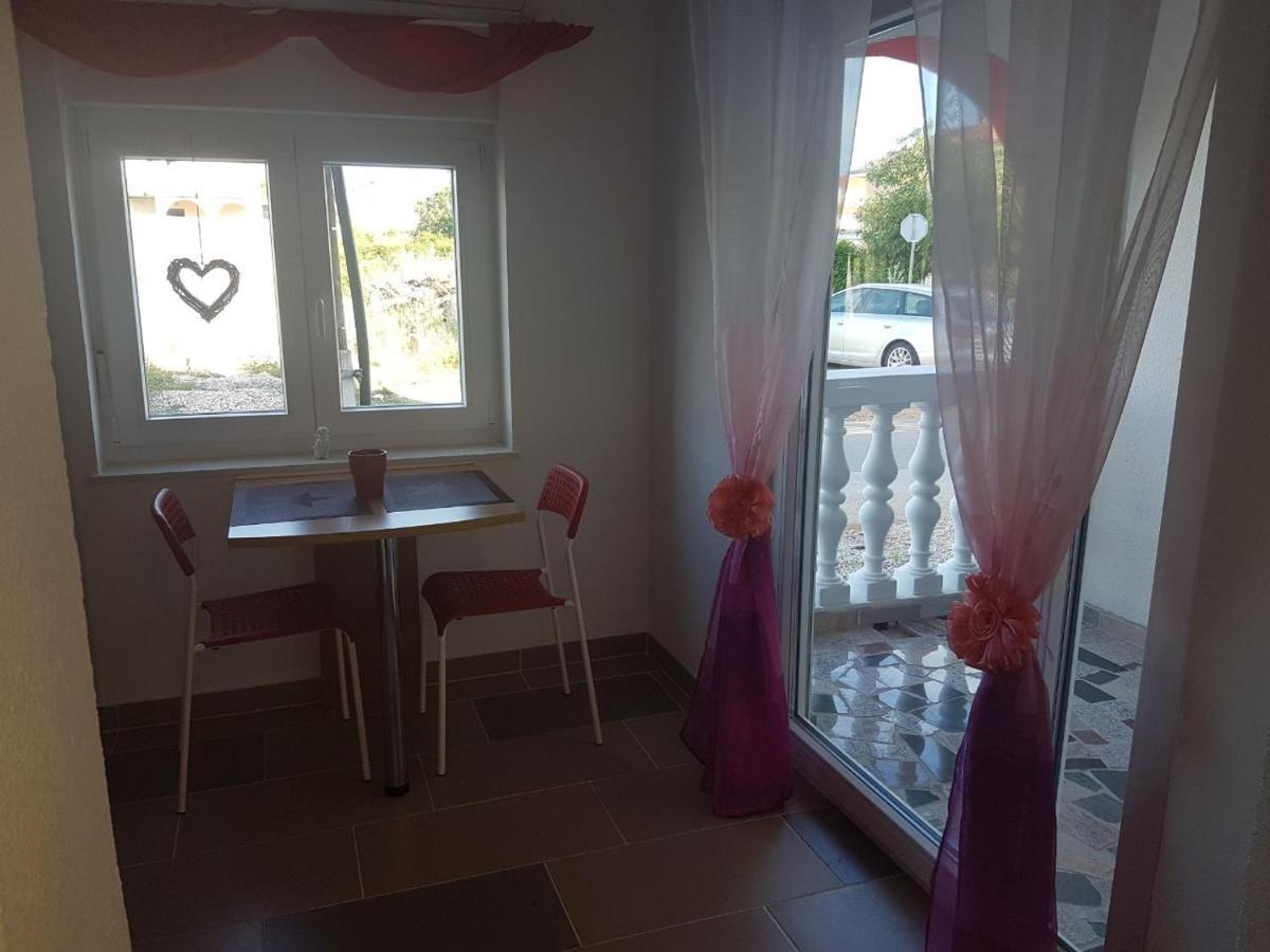 Apartments Megi Biograd Na Moru Eksteriør billede