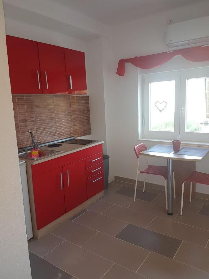 Apartments Megi Biograd Na Moru Eksteriør billede