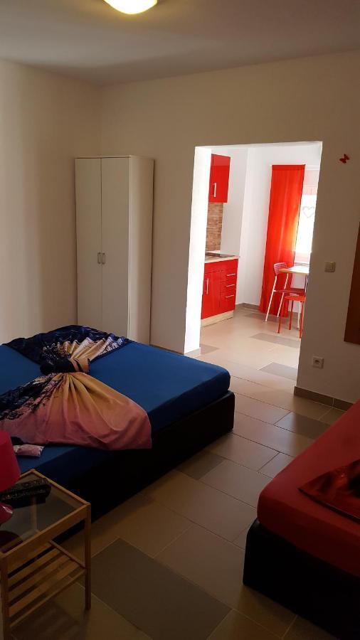 Apartments Megi Biograd Na Moru Eksteriør billede